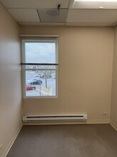 321-395 E Dundee Rd, Wheeling, IL for lease Interior Photo- Image 2 of 7