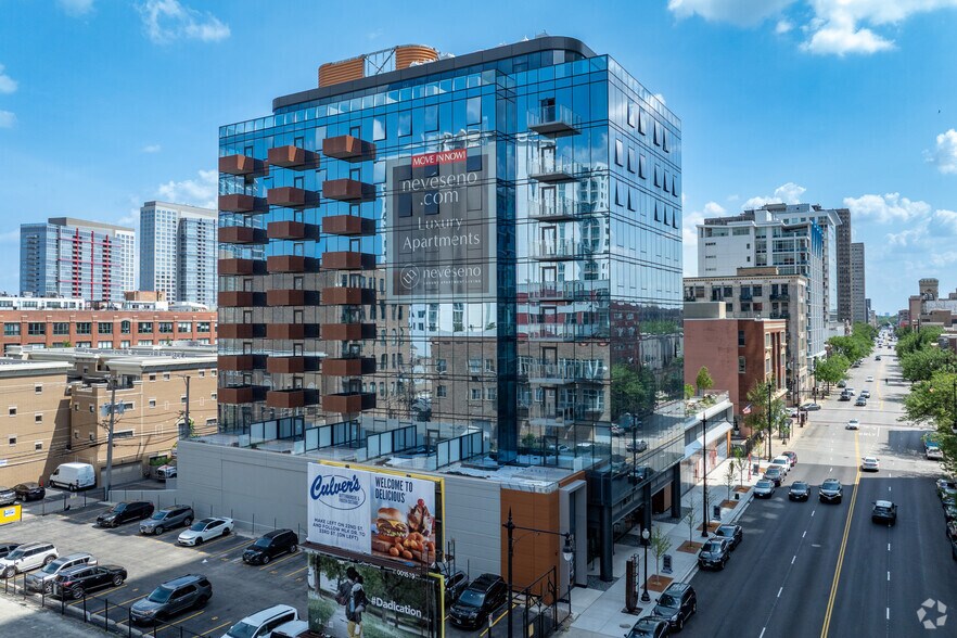 1717 S Michigan Ave, Chicago, IL à louer - Photo du bâtiment - Image 2 de 158