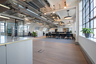 Plus de détails pour 19-23 Wells St, London - Bureau à louer