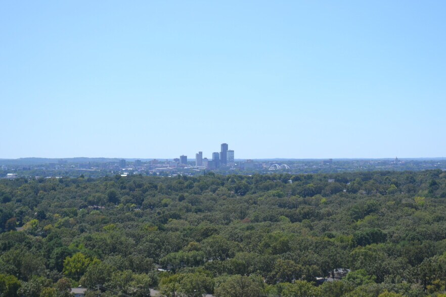 4801 N Hills Blvd, North Little Rock, AR à louer - Photo du bâtiment - Image 2 de 19