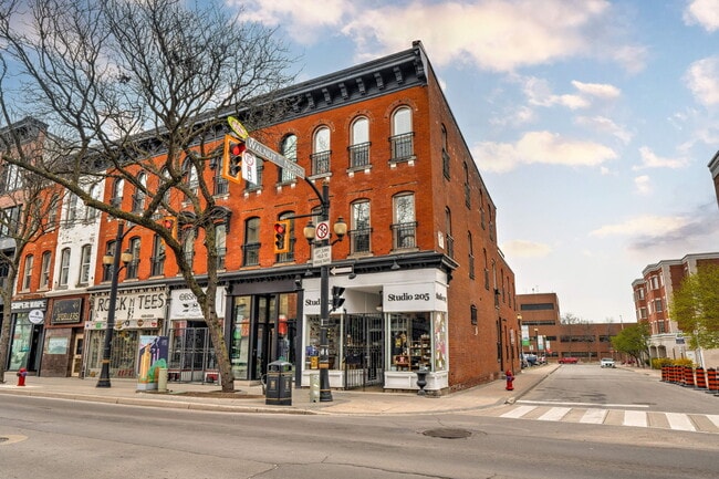 More details for 205 King St E, Hamilton, ON - Retail for Sale