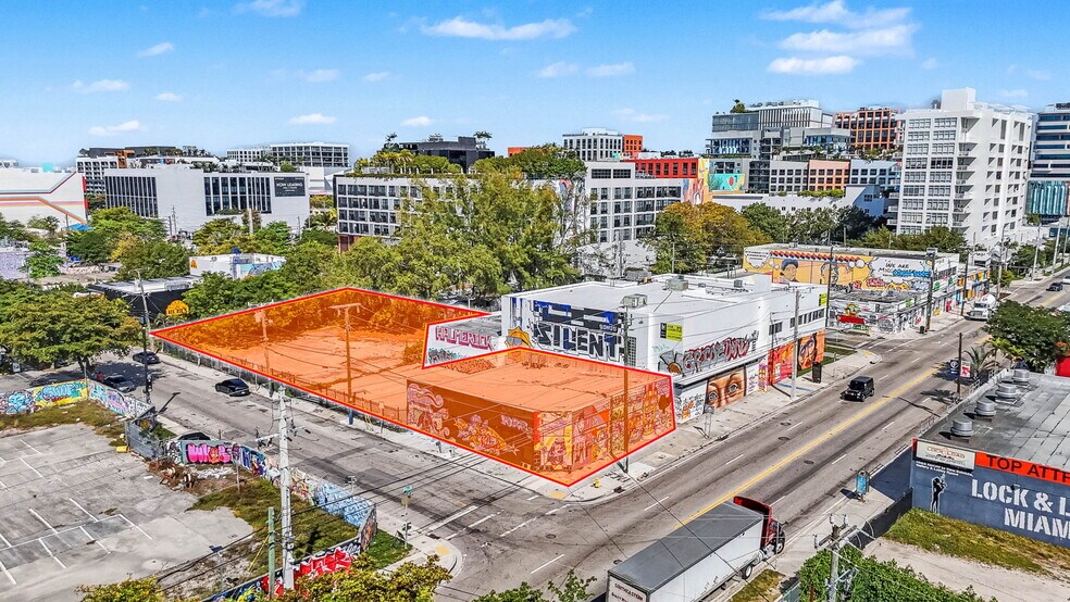 2500 N Miami Ave, Miami, FL à vendre - Photo du bâtiment - Image 3 de 53
