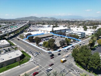 Plus de détails pour 1735 Spruce St, Riverside, CA - Commerce de détail à louer