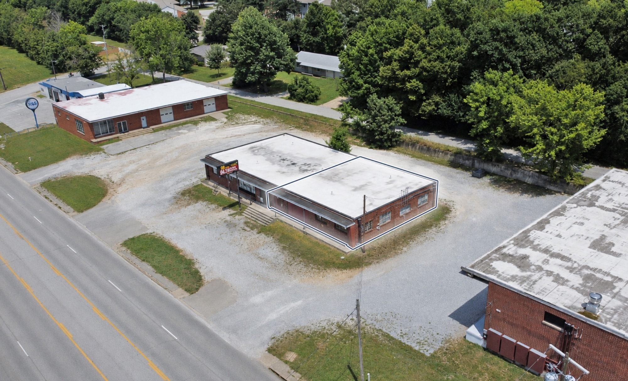 2650 S School Ave, Fayetteville, AR for lease Primary Photo- Image 1 of 11