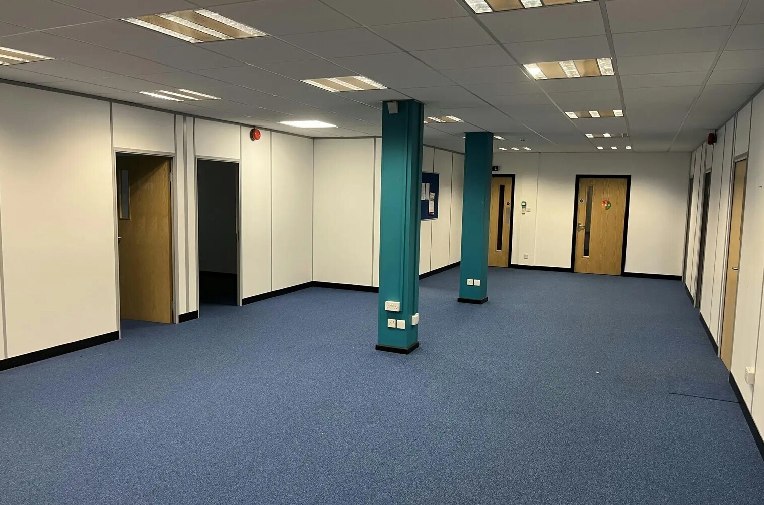 6-10 Leigh Rd, Eastleigh à louer Photo intérieure- Image 1 de 2