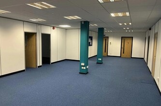 6-10 Leigh Rd, Eastleigh à louer Photo intérieure- Image 1 de 2