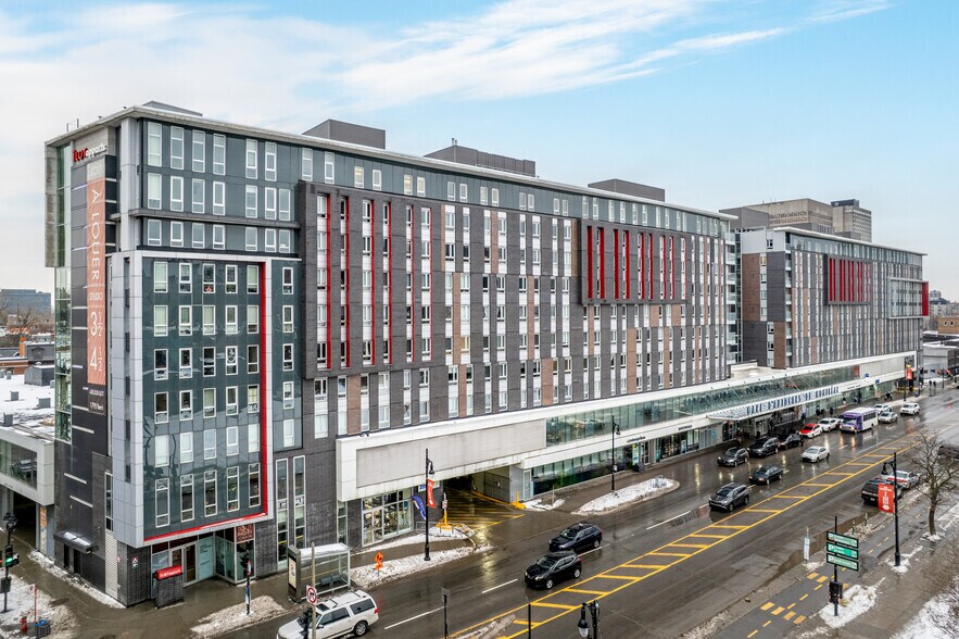 1795 Rue Berri, Montréal, QC for sale - Primary Photo - Image 1 of 1