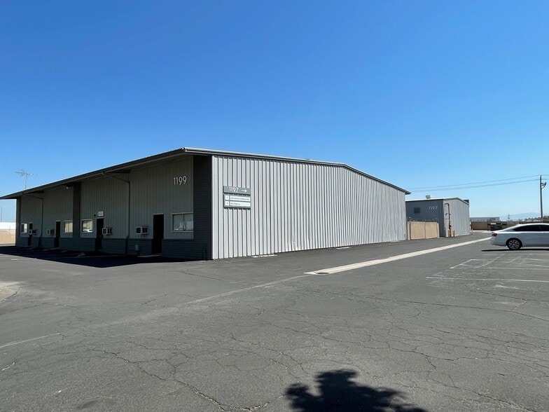 1197 Vanderbilt Cir, Manteca, CA for lease - Building Photo - Image 3 of 4