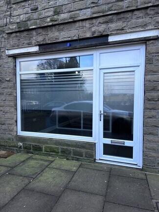 Plus de détails pour Commercial Road, Skelmanthorpe - Commerce de détail à louer