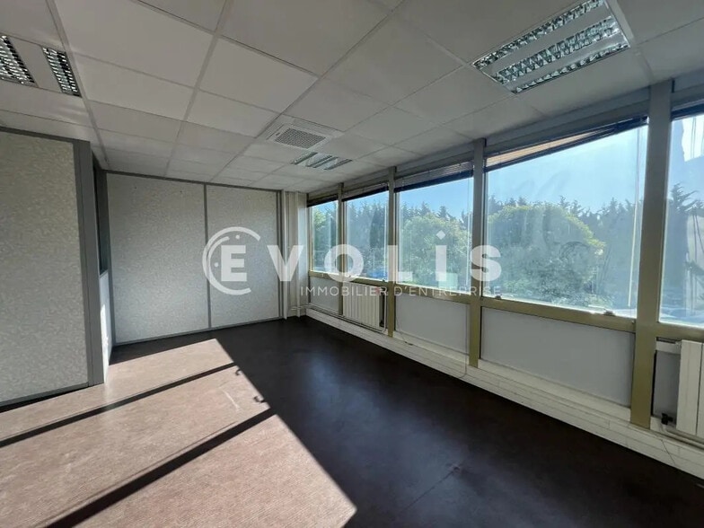 Bureau dans Villiers-sur-Marne à louer - Photo intérieure - Image 2 de 6