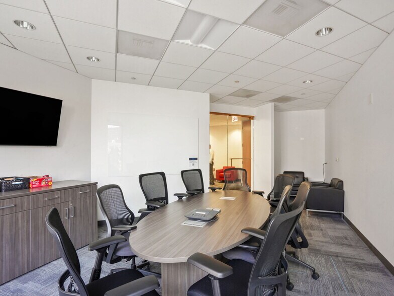 55 W Wacker Condo Portfolio portefeuille de 5 propriétés à vendre sur LoopNet.ca - Photo intérieure - Image 2 de 18