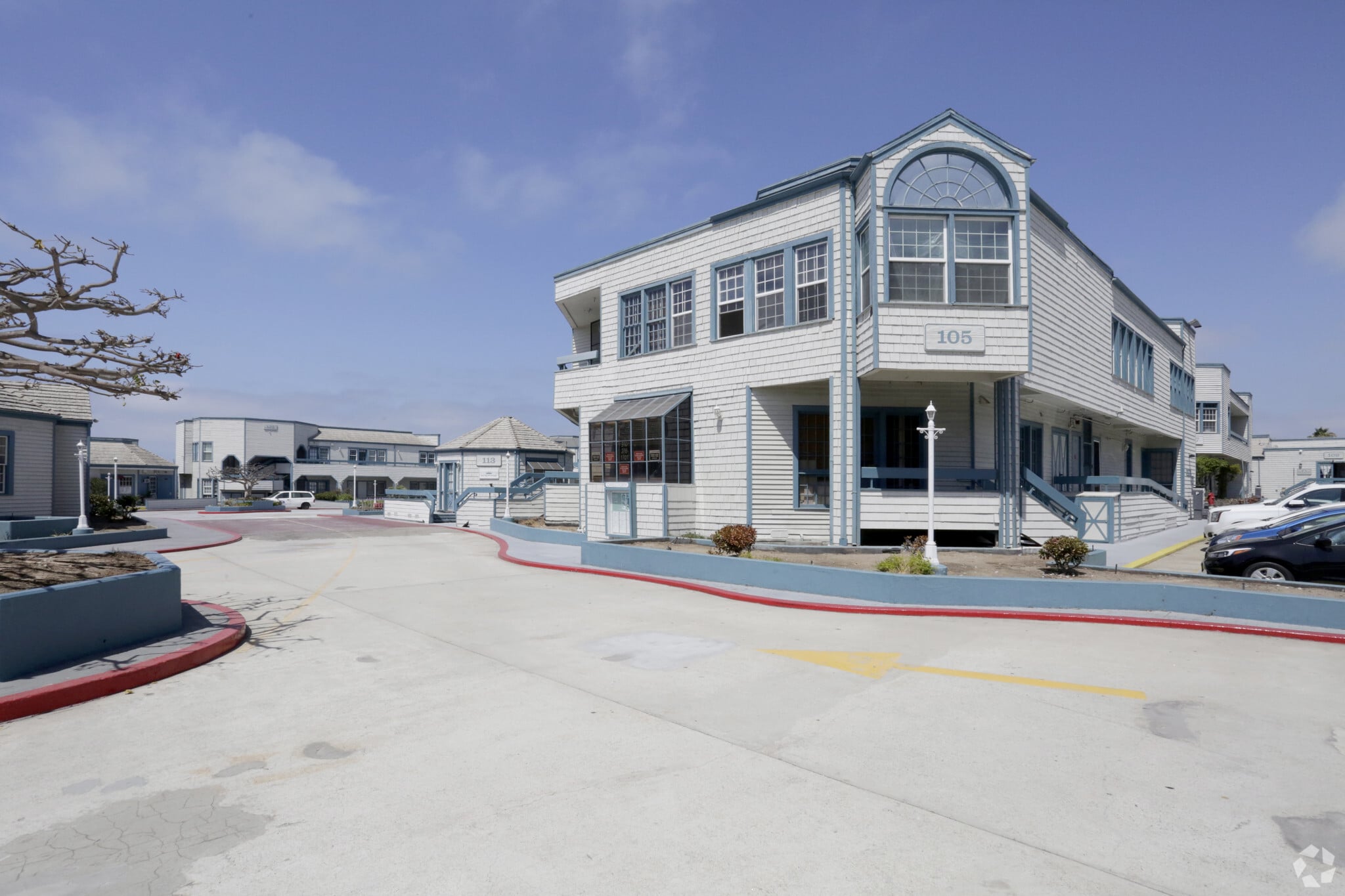 105 W Torrance Blvd, Redondo Beach, CA à louer Photo principale- Image 1 de 9