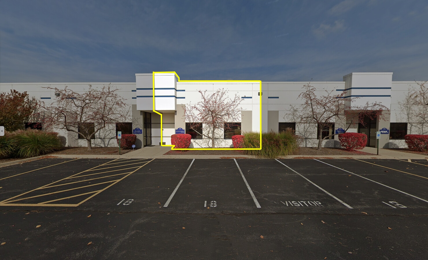 2402-2430 Millennium Dr, Elgin, IL 60124 - Unit 2418 - - Interior Photo - Image 1 of 4