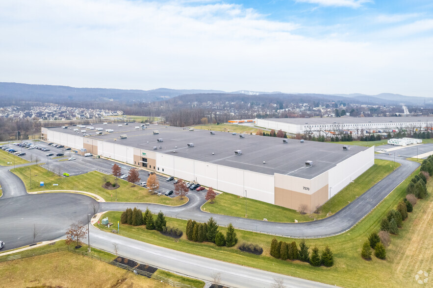 7570 Industrial Park Way, Macungie, PA à vendre - Aérien - Image 1 de 1