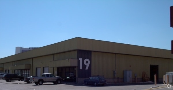 2900 S Highland Dr, Las Vegas, NV for lease - Building Photo - Image 1 of 3