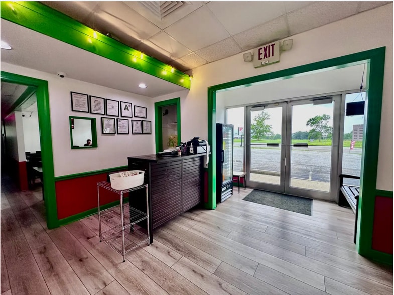 3350 Lake Jericho Rd, Smithfield, KY for sale - Building Photo - Image 2 of 11