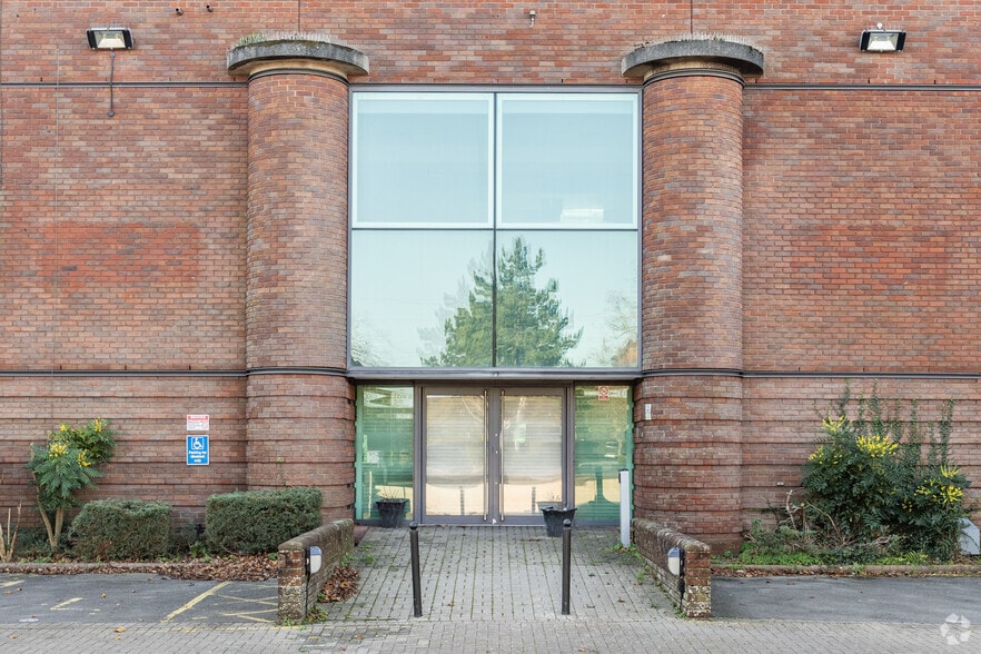 2410 Aztec W, Almondsbury for lease - Primary Photo - Image 3 of 4