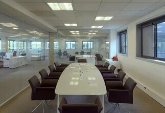 Office in Colombes for sale Interior Photo- Image 2 of 5
