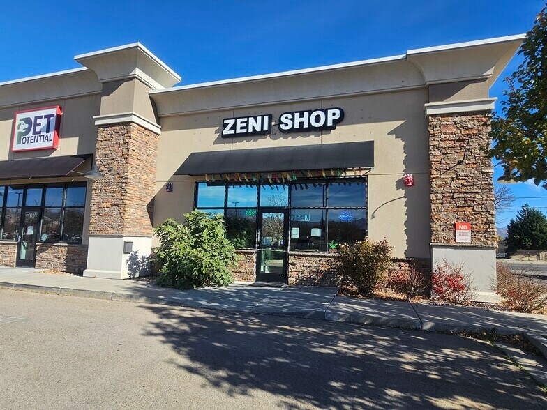 13322 S 3600 W, Riverton, UT à louer - Photo du bâtiment - Image 2 de 5