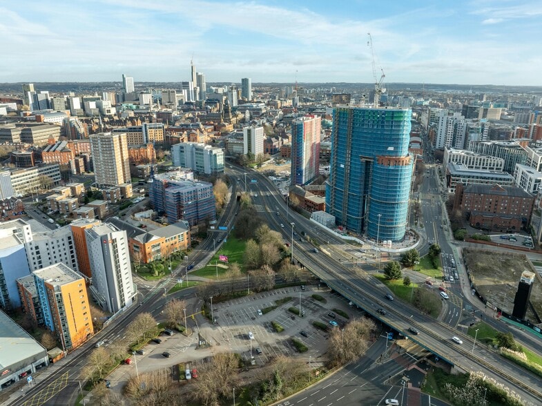 Duncombe St, Leeds for lease - Building Photo - Image 2 of 8