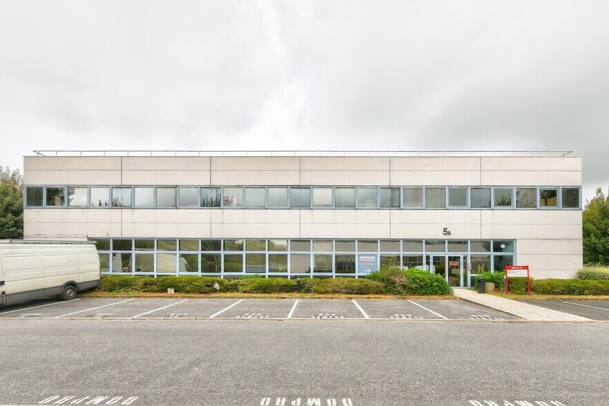 163 Rue De La Belle Etoile, Roissy-en-France for lease - Primary Photo - Image 1 of 1