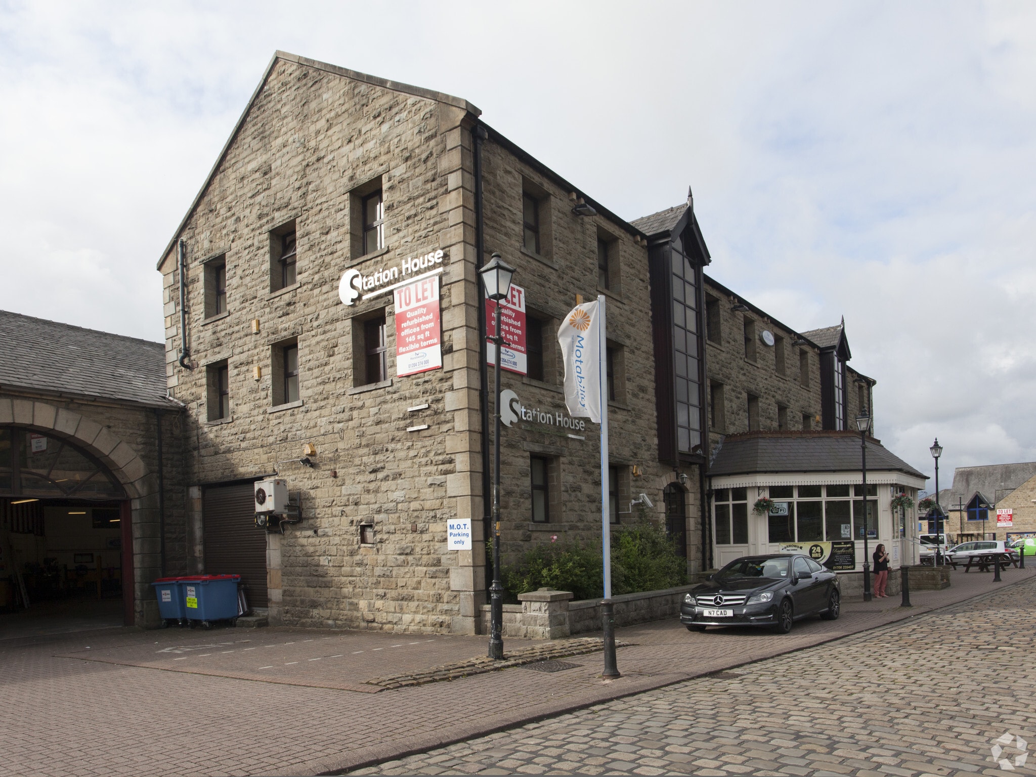 Bury Rd, Rossendale for lease Primary Photo- Image 1 of 7