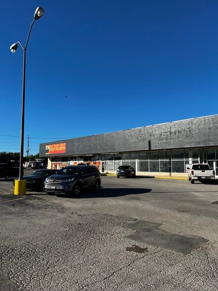 2542-2630 Barrow St, Abilene, TX for lease - Building Photo - Image 3 of 7