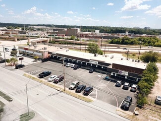 Plus de détails pour 3637 W Vickery Blvd, Fort Worth, TX - Commerce de détail à louer