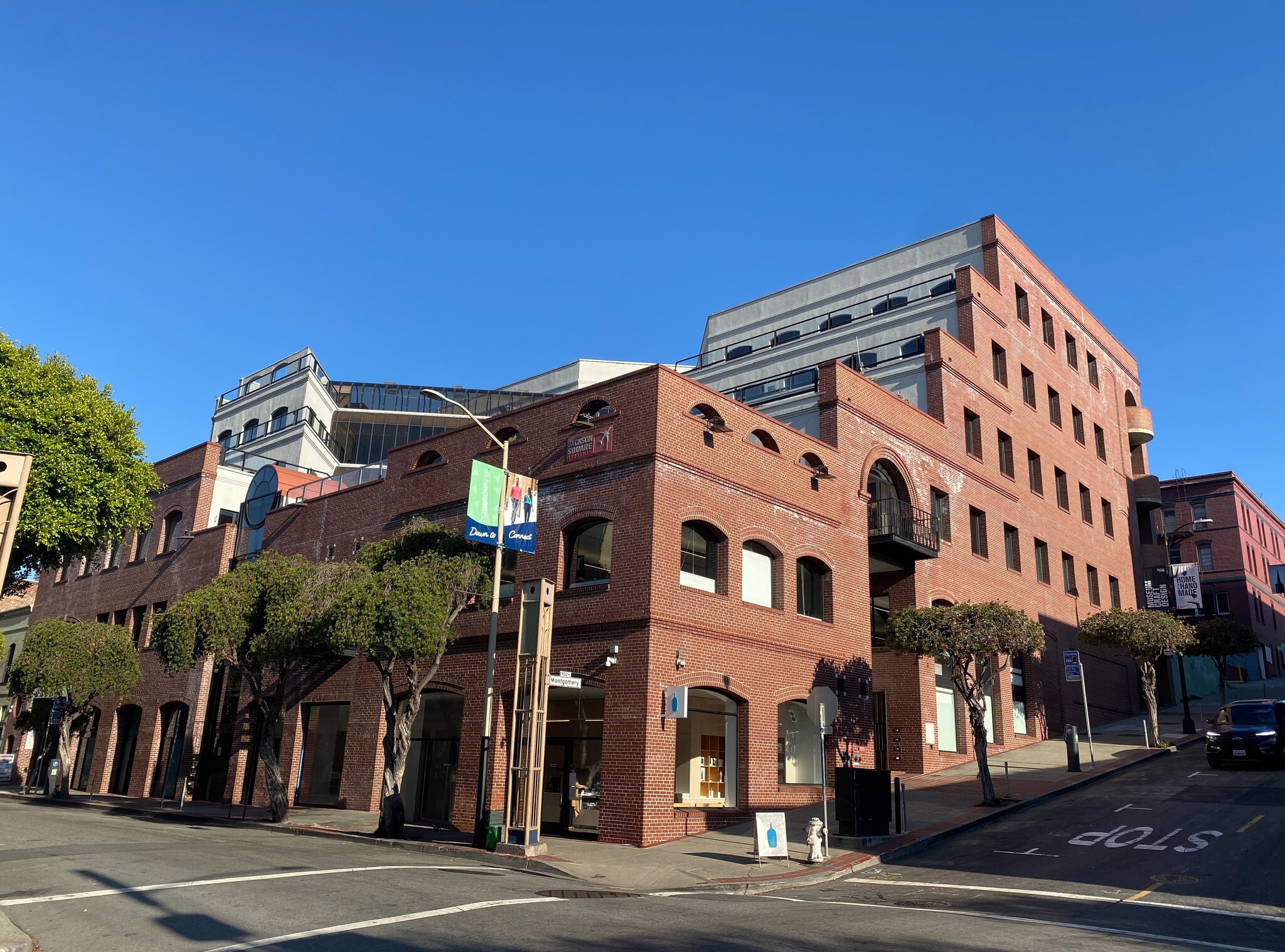 909 Montgomery St, San Francisco, CA à louer Photo du bâtiment- Image 1 de 7