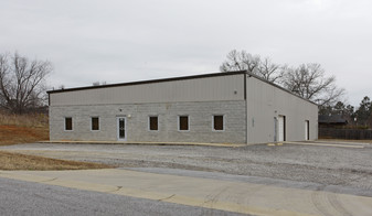 25 Construction Dr, Piedmont SC - Entrepôt