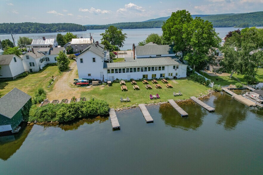 157 Main St, Belgrade, ME à louer - Photo du bâtiment - Image 3 de 19