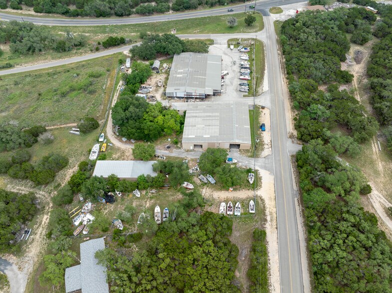 151 Old Hancock Rd, Canyon Lake, TX à vendre - Photo du bâtiment - Image 3 de 12