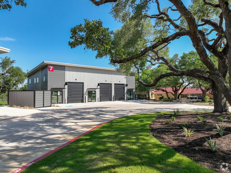 113 Cantera Way, Georgetown, TX for sale - Primary Photo - Image 1 of 27