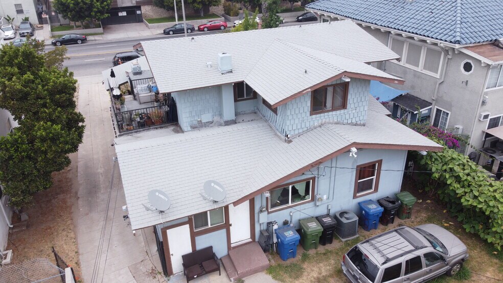1632 Crenshaw Blvd, Los Angeles, CA à vendre - Photo du bâtiment - Image 2 de 4