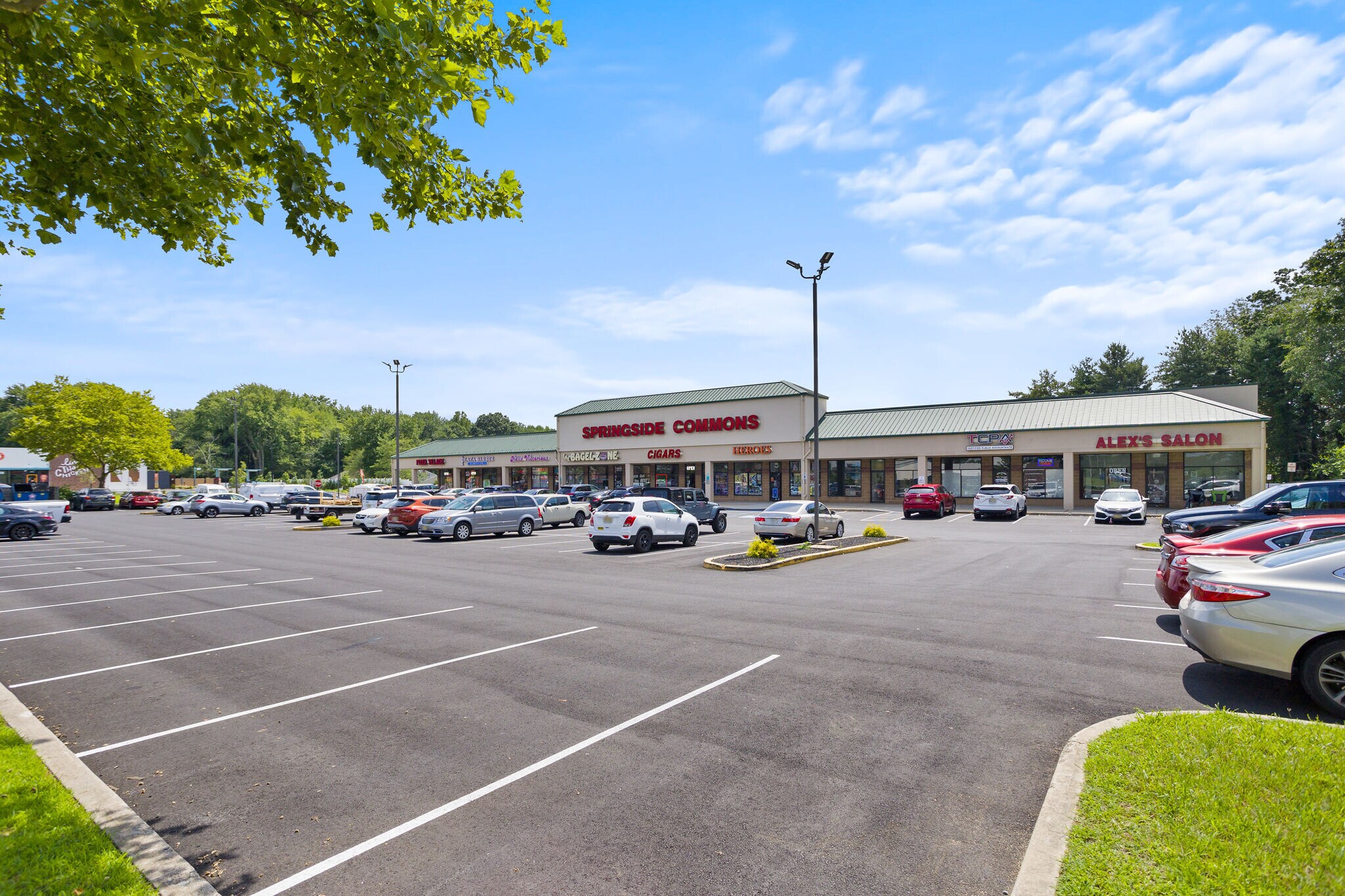 1702 Mount Holly Rd, Burlington, NJ for lease Primary Photo- Image 1 of 29