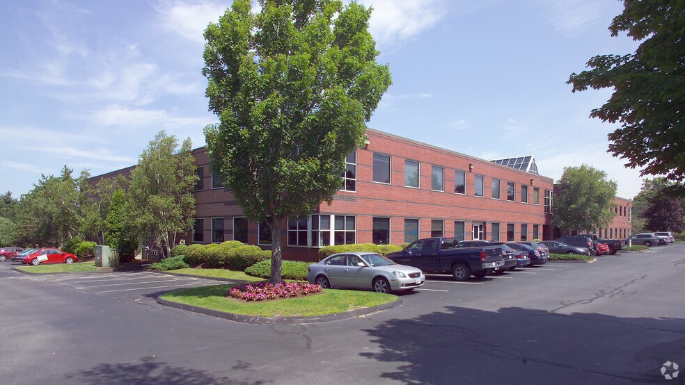 33 Riverside Dr, Pembroke, MA à louer - Photo du bâtiment - Image 2 de 3