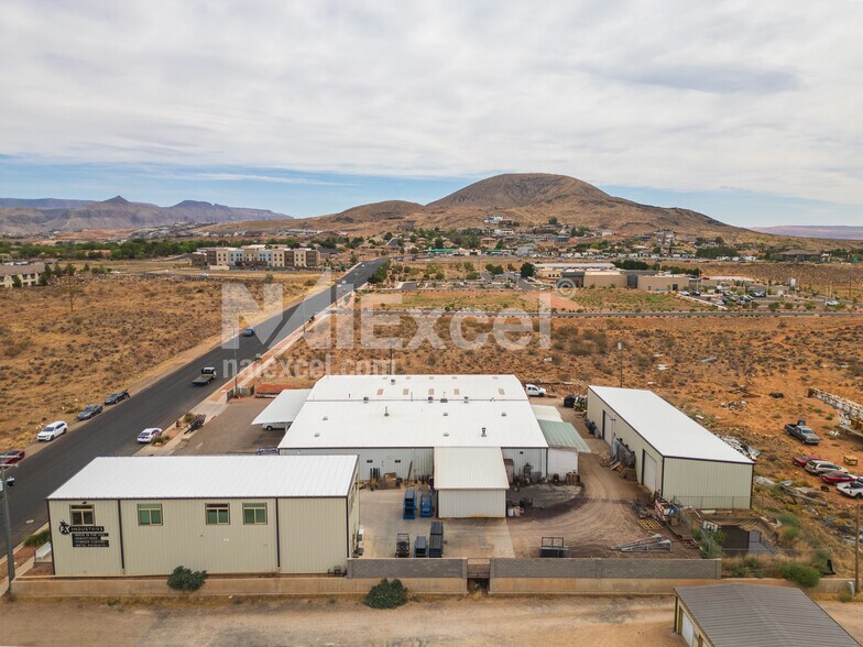 293 N 2260 W, Hurricane, UT à vendre - Photo du bâtiment - Image 3 de 11