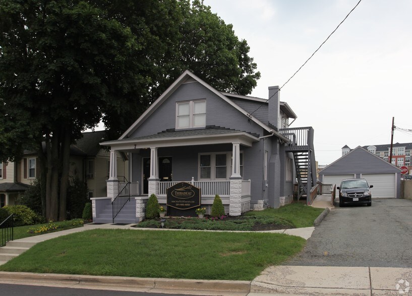 7 Park Ave, Gaithersburg, MD à vendre - Photo principale - Image 1 de 10