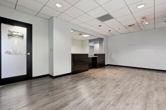 99 N La Cienega Blvd, Beverly Hills, CA for lease Interior Photo- Image 1 of 12