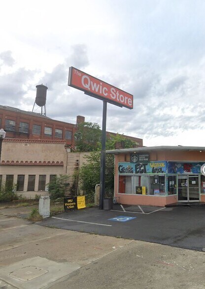 722 Martin Luther King Jr Blvd, Macon-Bibb, GA à vendre - Photo du bâtiment - Image 2 de 11