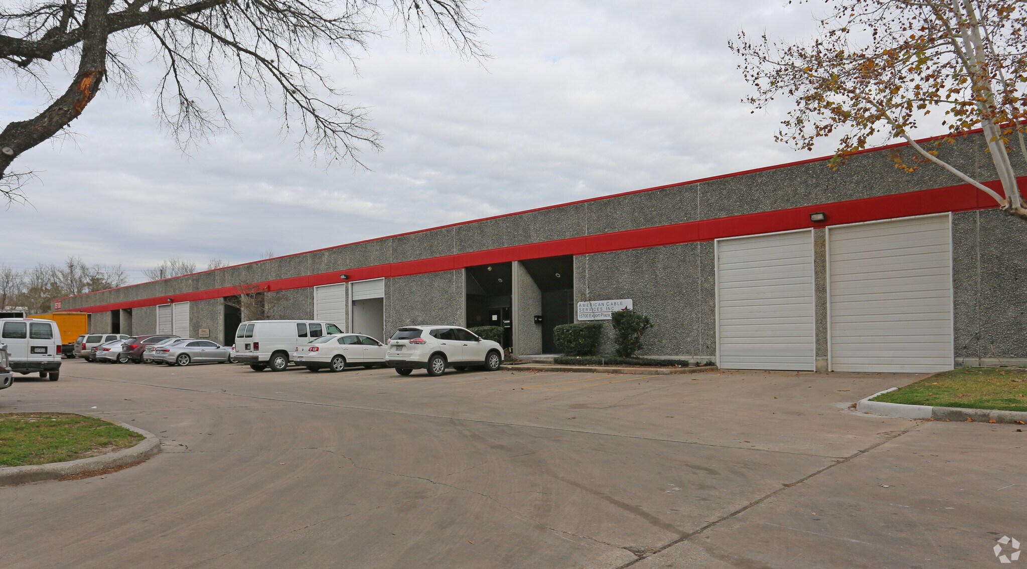 15700 Export Plaza Dr, Houston, TX for lease Primary Photo- Image 1 of 7