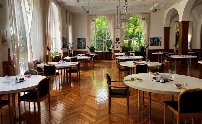 à vendre - Photo du bâtiment - Image 3 de 7