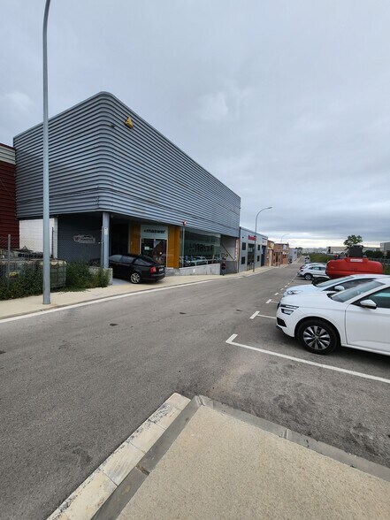 Industrial in Sant Esteve Sesrovires, Barcelona for sale - Building Photo - Image 3 of 34