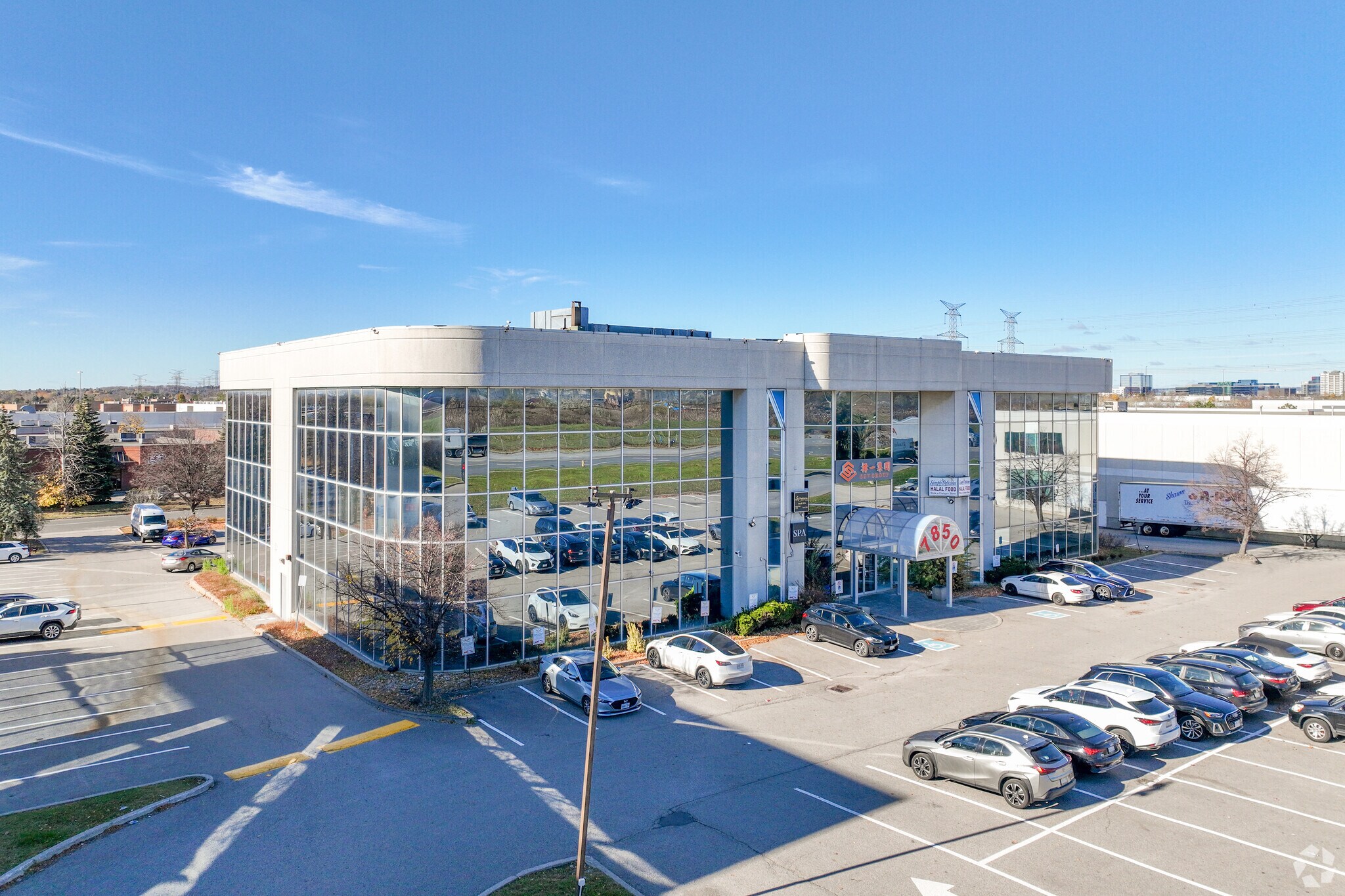 7850 Woodbine Ave, Markham, ON à vendre Photo principale- Image 1 de 1