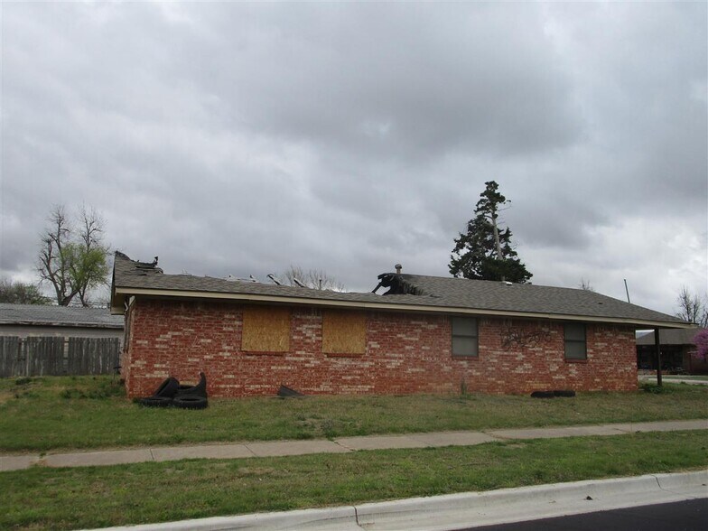 545 SW 27th St, Oklahoma City, OK à vendre - Photo principale - Image 1 de 1