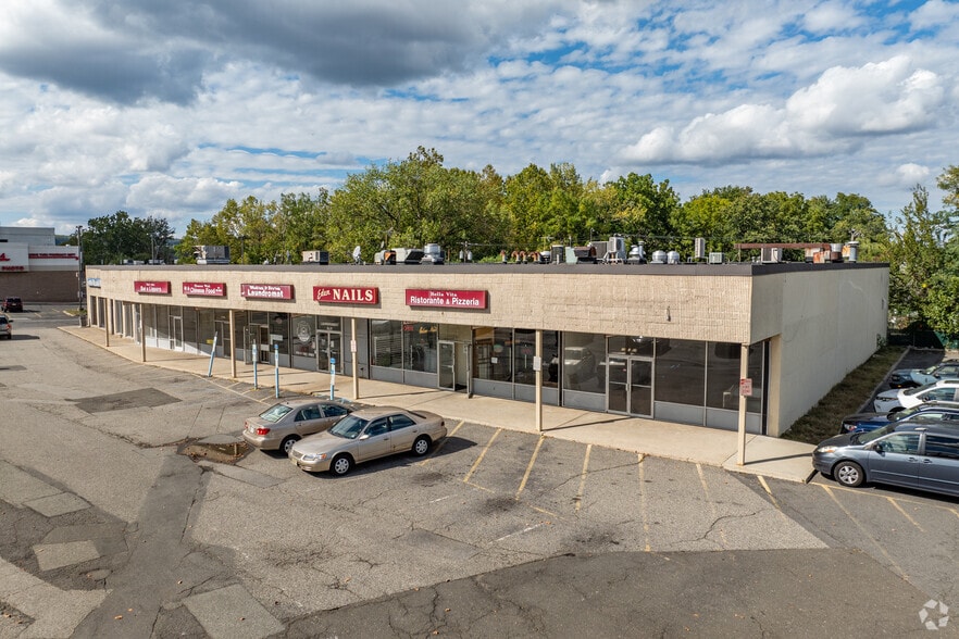 17 River Rd, Fair Lawn, NJ for lease - Primary Photo - Image 1 of 2