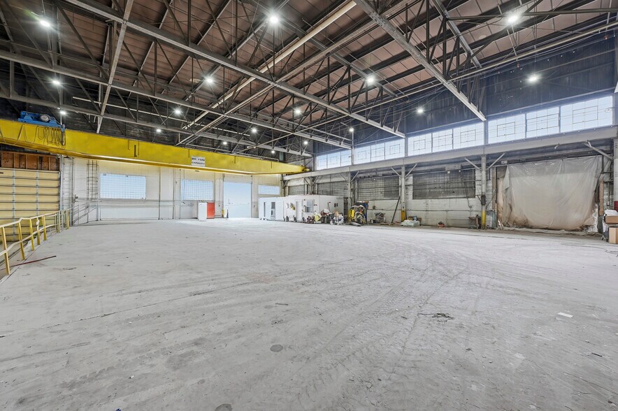 1428 W Henry St, Indianapolis, IN à louer - Photo du bâtiment - Image 3 de 18