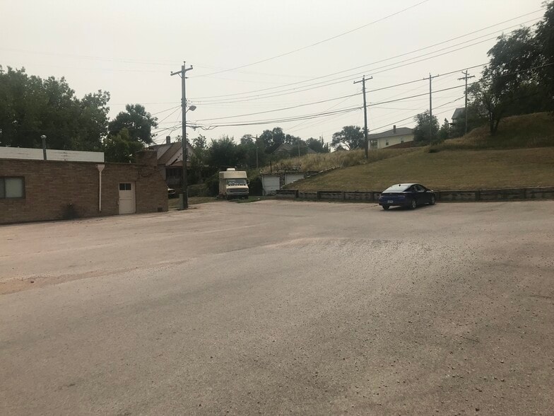 1313 W Main St, Rapid City, SD for lease - Building Photo - Image 2 of 6