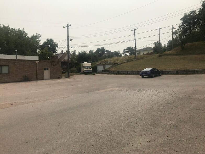 1313 W Main St, Rapid City, SD à louer - Photo du bâtiment - Image 2 de 6