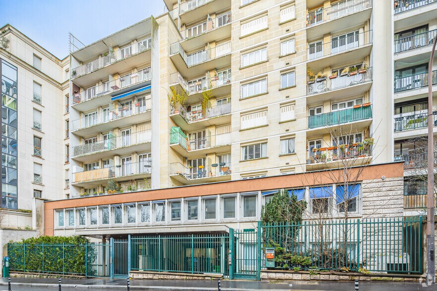 73 Rue Saint-Fargeau, Paris à vendre - Photo du bâtiment - Image 3 de 4